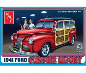 Model plastikowy - Samochód 1941 Ford Woody - AMT