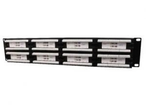 PATCH PANEL 24 PORT 1U KAT.6 EKRANOWANY PÓŁKĄ DO ORGANIZACJI KABLI CZARNY GE (USZKODZONE OPAKOWANIE)